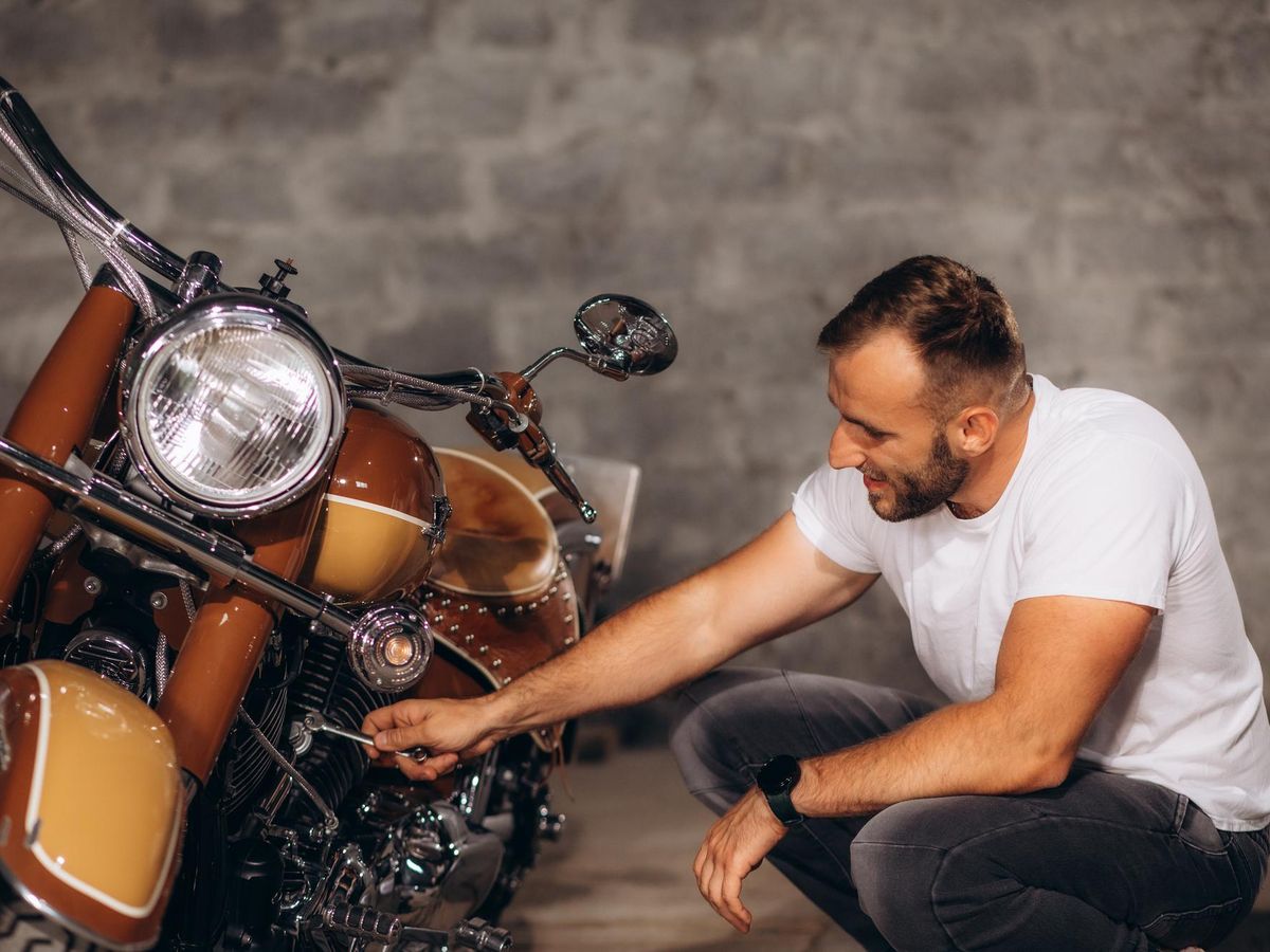 Jak przygotować motocykl do sezonu z klubem Steel Roses MC – Kompleksowy przewodnik